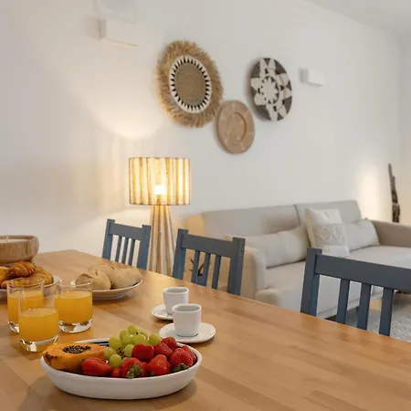 The Coast Nest Apartman